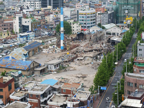 삼덕제지 안양공장 철거 당시의 부지 전경 